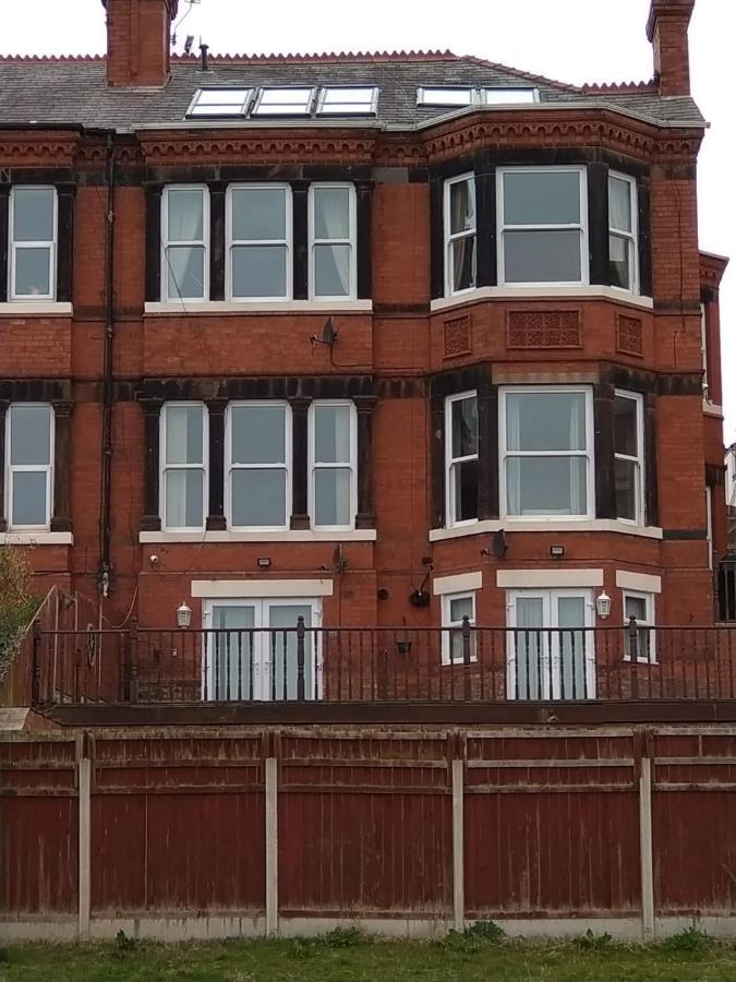 Marley Mansions Apartment - Egremont Promenade - 42 Wallasey Bagian luar foto