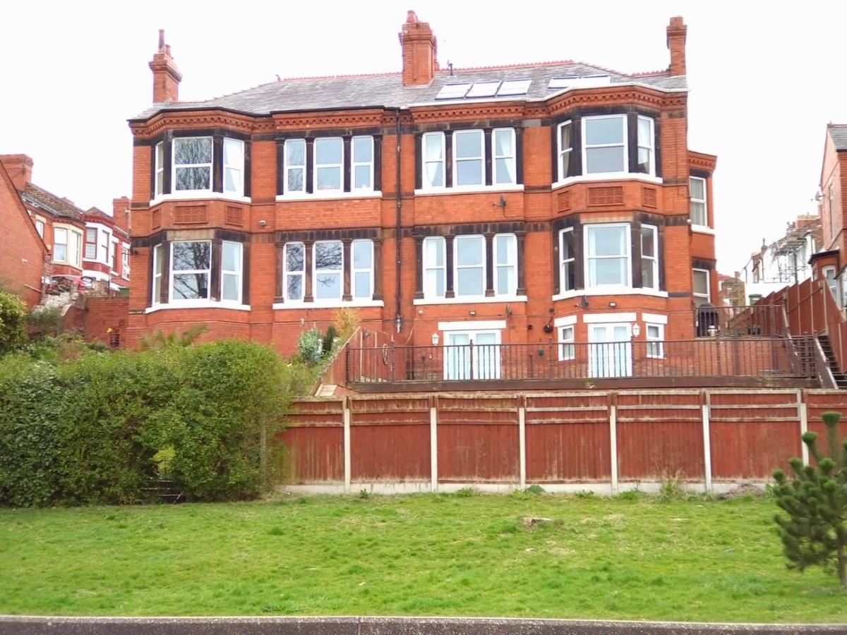 Marley Mansions Apartment - Egremont Promenade - 42 Wallasey Bagian luar foto